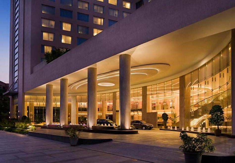 Courtyard by Marriott Mumbai International Airport Andheri East, Mumbai Banquet Hall Wedding Courtyard by Marriott Mumbai International Airport Andheri East, Mumbai Banquet Hall Wedding