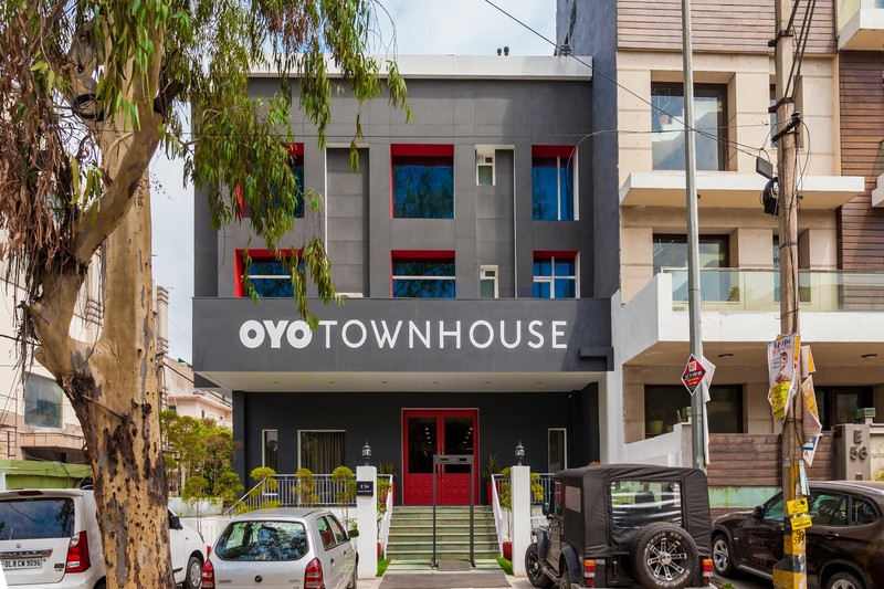 OYO Townhouse 008 G K Delhi Banquet Hall Wedding Hotel