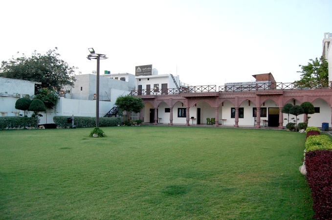 Mayassar Party Lawn Sarojini Nagar Lucknow - Wedding Lawn