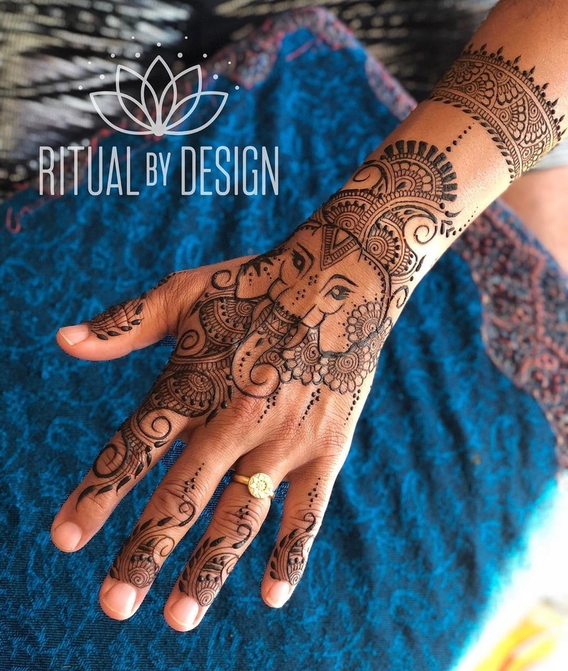 Rang Henna - Customized mehandi for groom's sister.... | Facebook