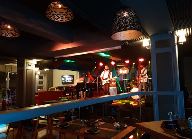 The Finch, Andheri East The Finch