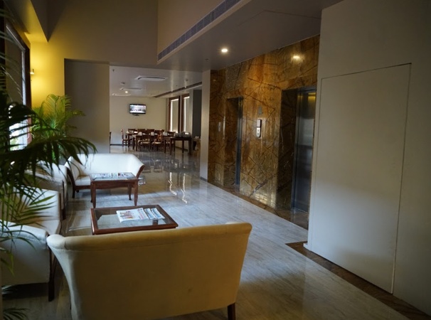 Hyphen Ujjwal Premier Hotel, Sindhi Camp Hyphen Ujjwal Premier Hotel