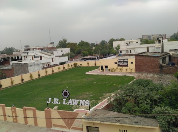 J. R. Lawns, Telibagh J. R. Lawns