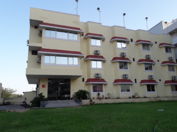 Hotel Hill View And Banquets, Malviya Nagar Hotel Hill View And Banquets