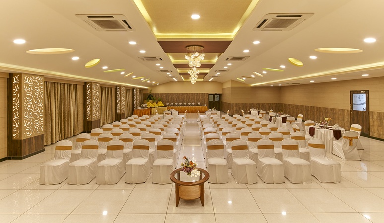 Hotel Ramanshree, Richmond town Hotel Ramanshree