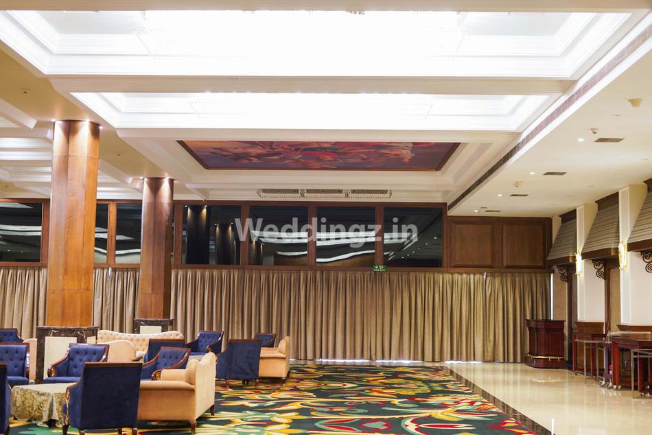 Radisson Zirakpur, Chandigarh Banquet Hall Wedding Lawn WeddingZ.in