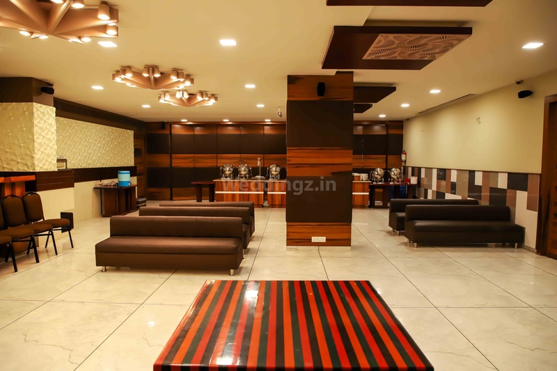 Oak Leaf Restaurant Sama Savli Road Photos