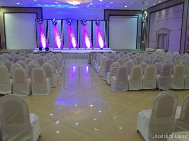 Avsar Banquet, Grant Road Avsar Banquet