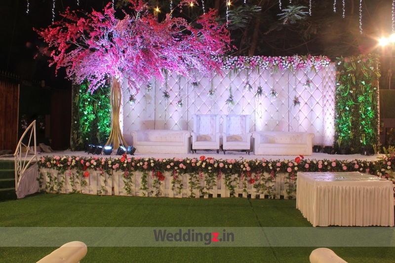 Daffodils 23 Malad West, Mumbai Banquet Hall Wedding Lawn WeddingZ.in