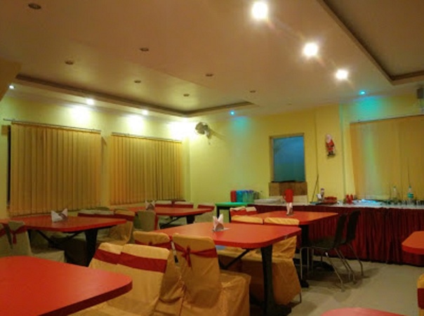Rajnandini Family Restaurant And Banquet, Kalyani Rajnandini Family Restaurant And Banquet