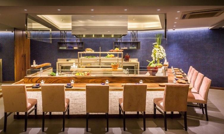Izaya, Nariman Point Izaya