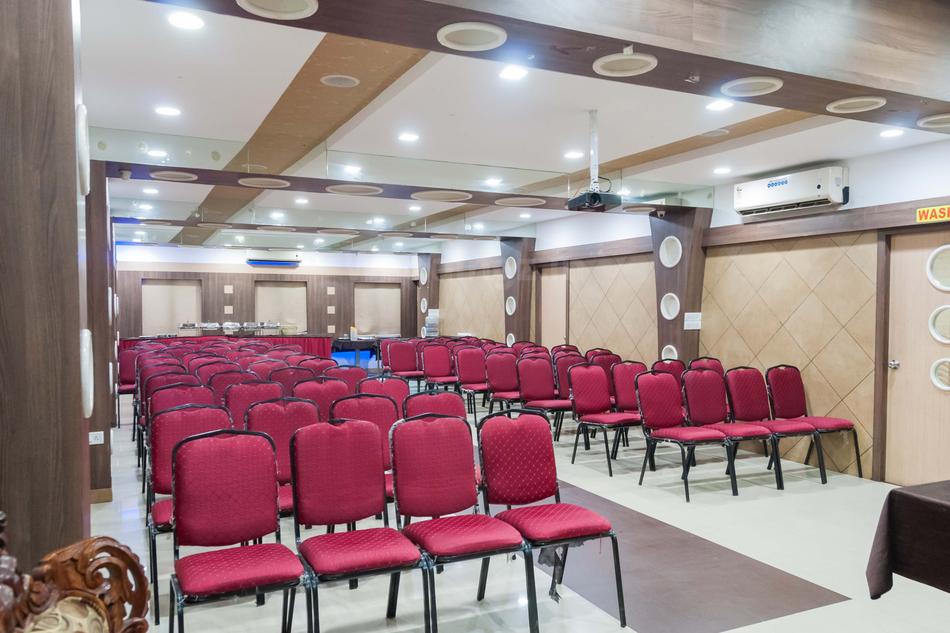 Hotel City Gate Thiruvanmiyur, Chennai Banquet Hall WeddingZ.in