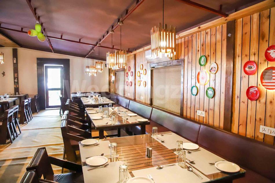 Greenleaf Restaurant and Lawns Gotri Road, Baroda Banquet Hall