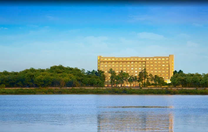 The Gateway Hotel, Athwa The Gateway Hotel