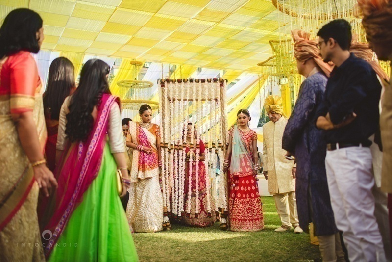 I-Lawns Wadala, Mumbai Wedding - Bright, Bold & Extravagant!