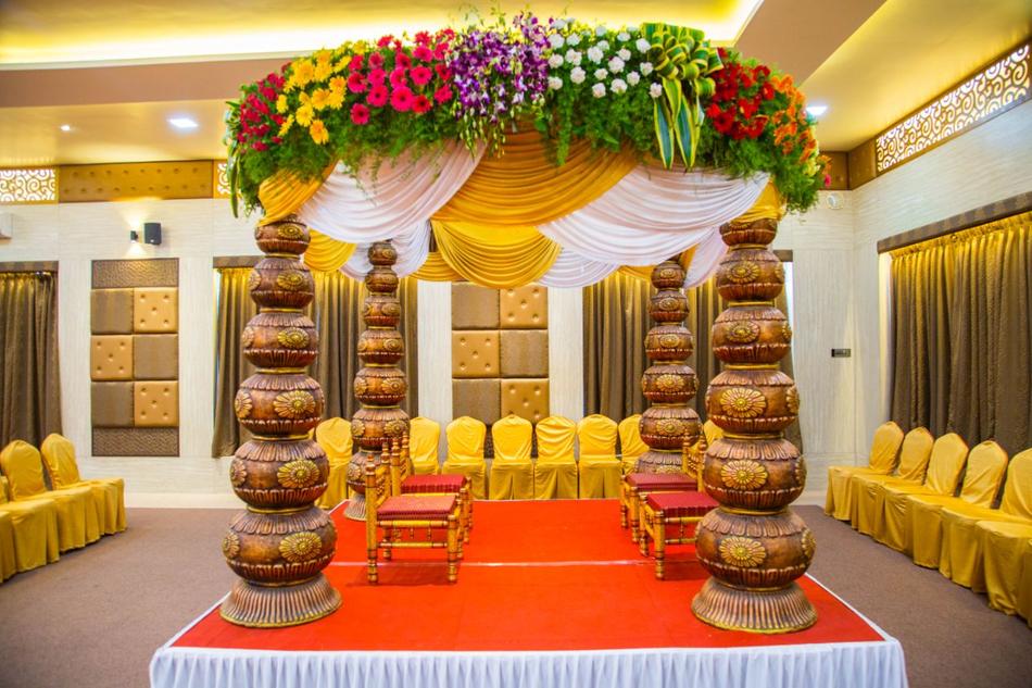 Manali Resort Hadapsar, Pune Banquet Hall Wedding Lawn WeddingZ.in