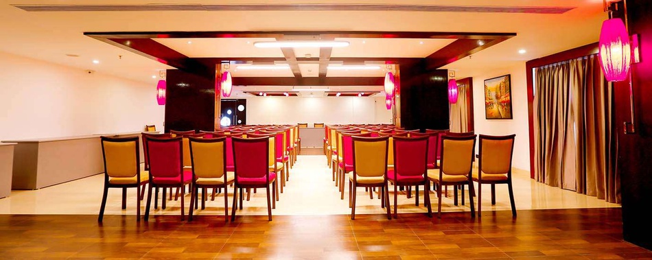 Zone By The Park Kovilambakkam Chennai - Banquet Hall