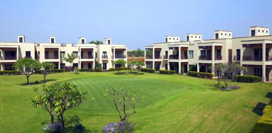 Lemon Tree Hotel, Tarudhan Valley, Manesar Lemon Tree Hotel, Tarudhan Valley