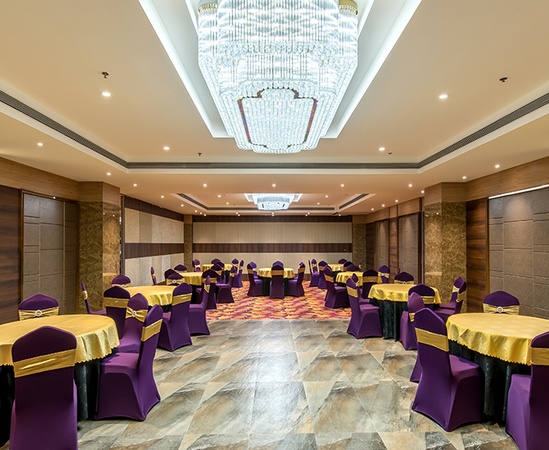 Seasons Banquets, Akurdi Seasons Banquets