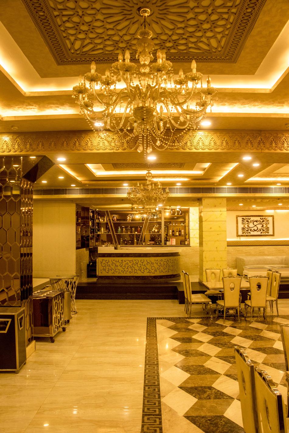 The Grace Naraina, Delhi Banquet Hall WeddingZ.in