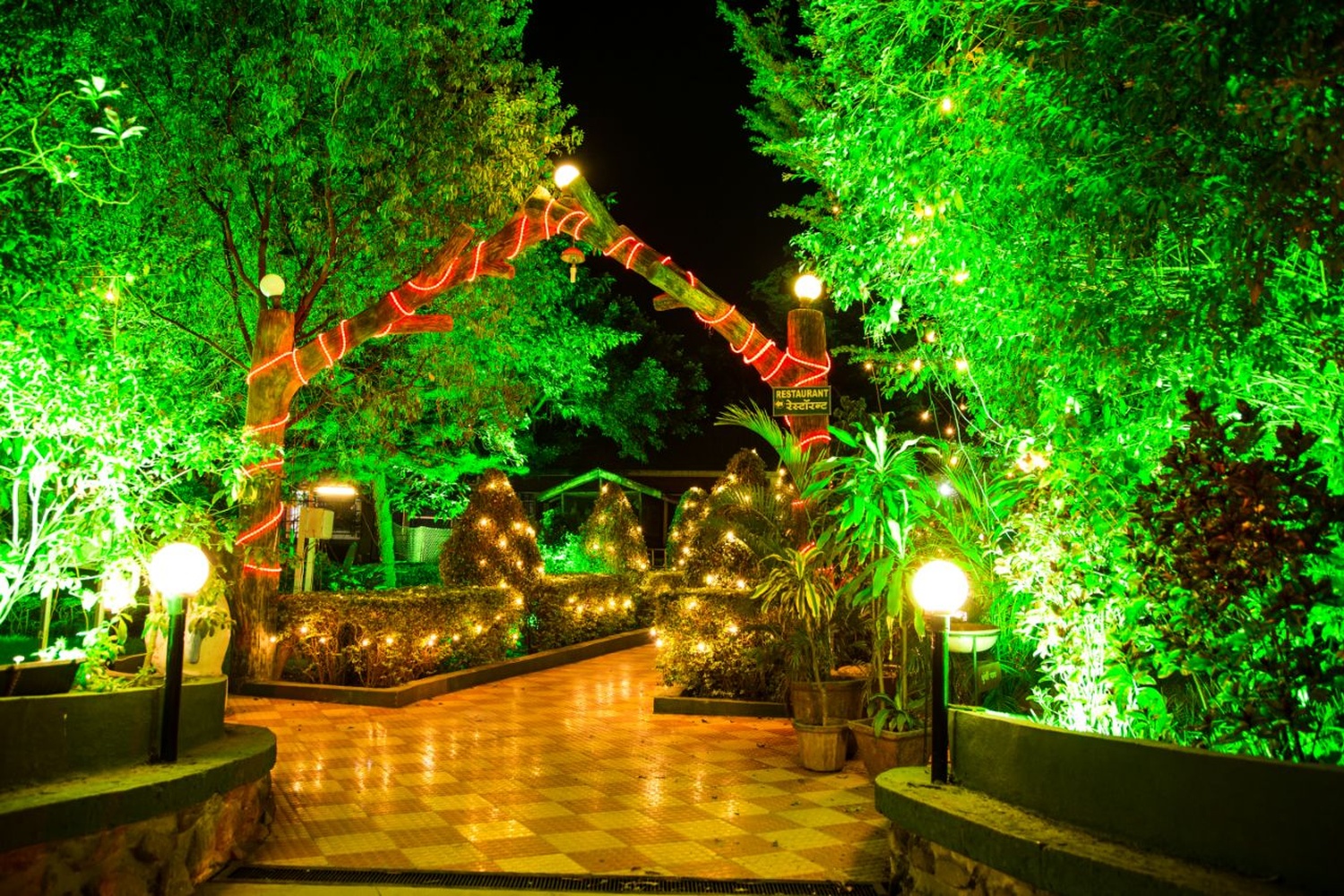 Manali Resort Hadapsar, Pune Banquet Hall Wedding Lawn WeddingZ.in