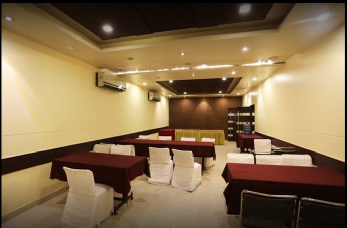 Oyo 601 Hotel Shalimar, Sindhi Camp Oyo 601 Hotel Shalimar