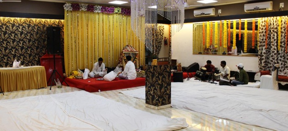 Abhinandan Hall, Andheri West Abhinandan Hall
