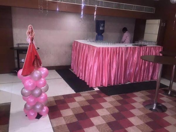Hotel Abhinandan, Neelam Bata Road Hotel Abhinandan