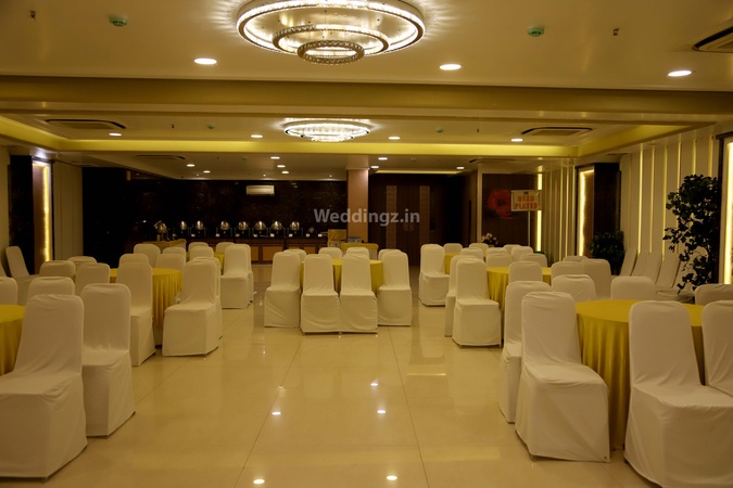 Flag's Avant Garde Andheri West Mumbai - Banquet Hall