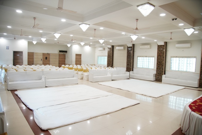 Khadayata Bhuvan, Vile Parle East Khadayata Bhuvan