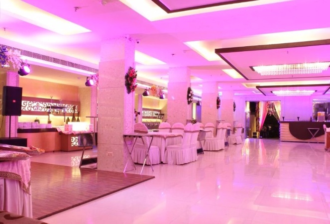 The Solitaire Banquet, Pitampura The Solitaire Banquet