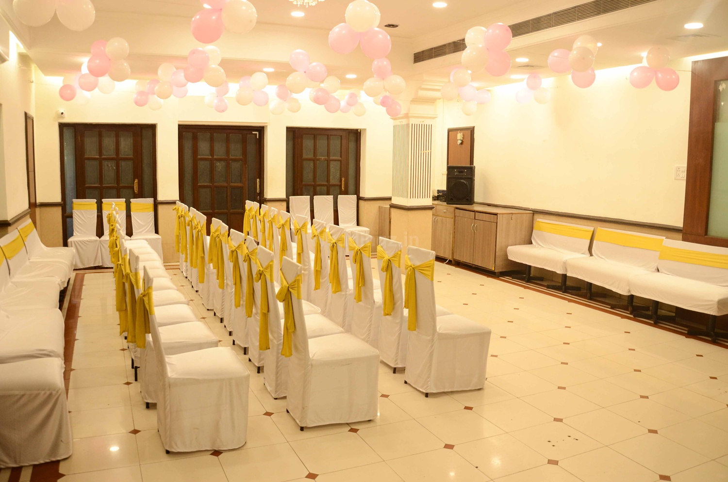 Empress Court Vile Parle West, Mumbai Banquet Hall WeddingZ.in