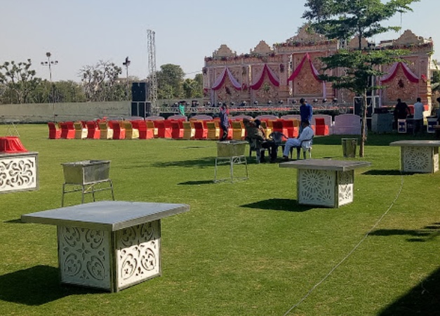 Kanak Palace Garden, Kanakpura Kanak Palace Garden