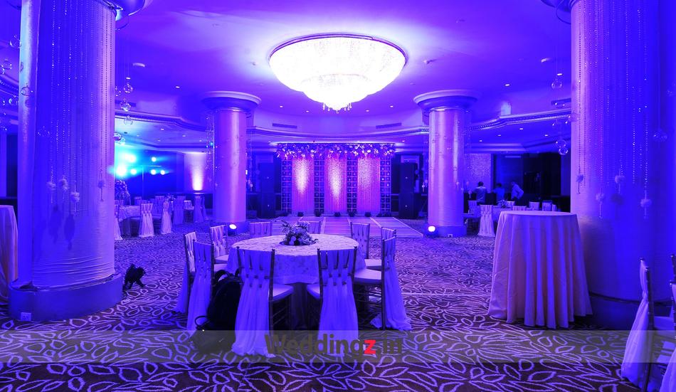 The Mayfair Banquets Worli, Mumbai Banquet Hall WeddingZ.in