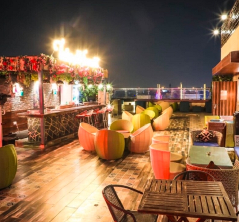 TOS Club Punjabi Bagh, Delhi Banquet Hall Banquet Terrace WeddingZ.in