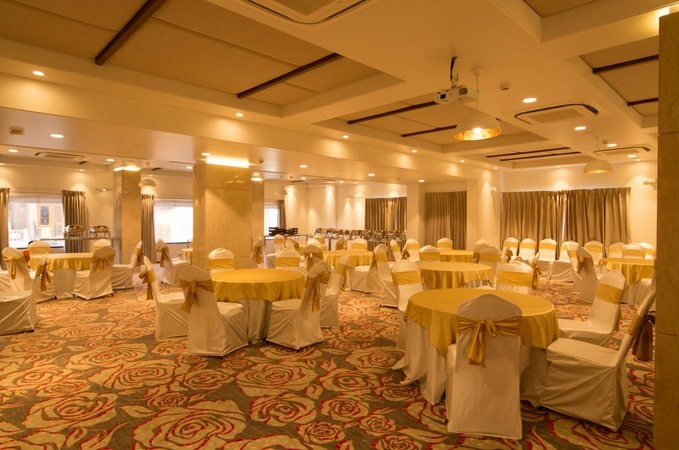 Hotel De Nada, Malviya Nagar Hotel De Nada