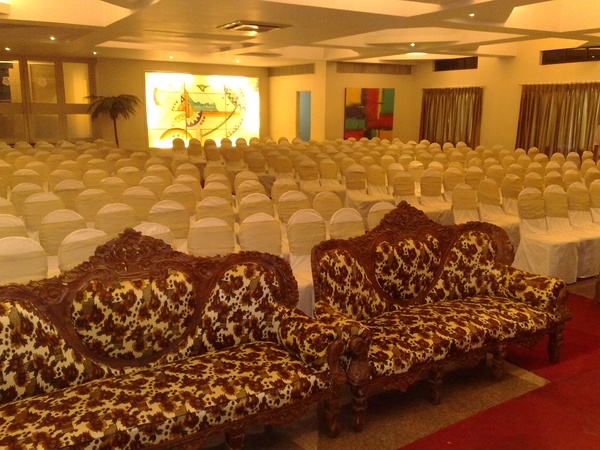 Vile Parle Medical Club, Juhu Vile Parle Medical Club