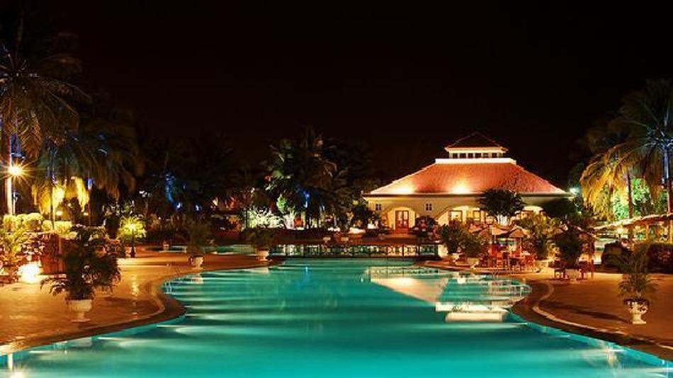 The Golden Palms Hotel & Spa Tumkur Road, Bangalore Banquet Hall