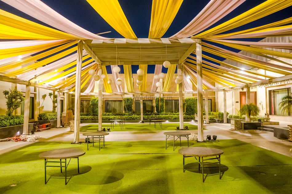 Calista Resort Kapashera, Delhi | Banquet Hall | Wedding Lawn | WeddingZ.in