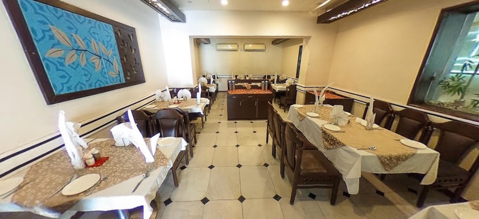 Kunal Restaurant And Banquet, Ashram road Kunal Restaurant And Banquet