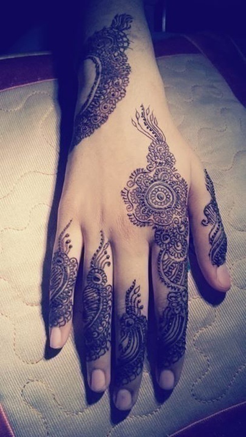 Unconventional Mehndi Designs for the Modern Bride