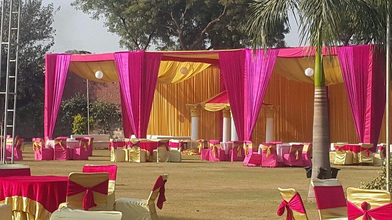 Royal Green, Ghitorni Royal Green