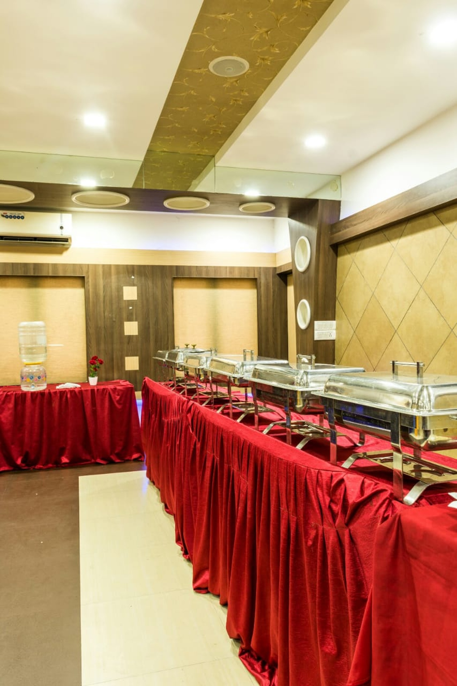Hotel City Gate Thiruvanmiyur, Chennai Banquet Hall WeddingZ.in