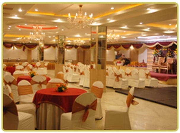 Maharaja Residency & Banquet, Laxmi Nagar Maharaja Residency & Banquet