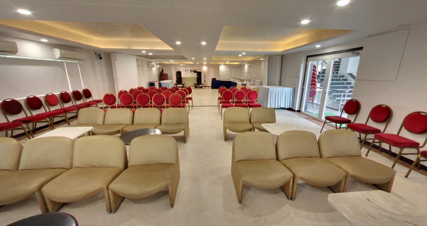 Sigdi Restaurants and Banquets Diwalipura Baroda - Banquet Hall