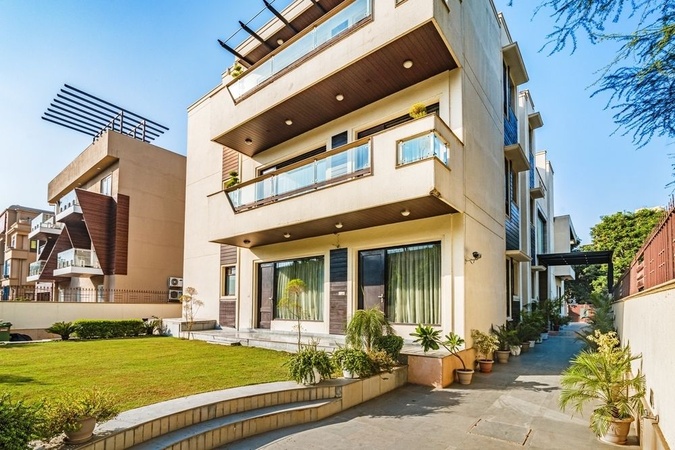 Royal Residence, Gurgaon Royal Residence