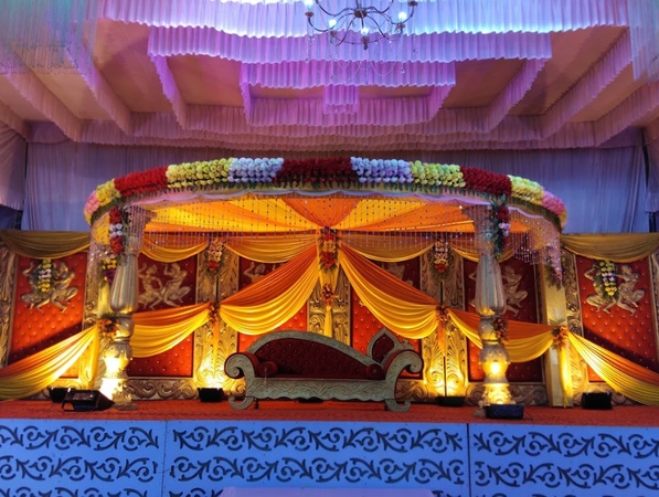 A R Lawn, Alamnagar A R Lawn