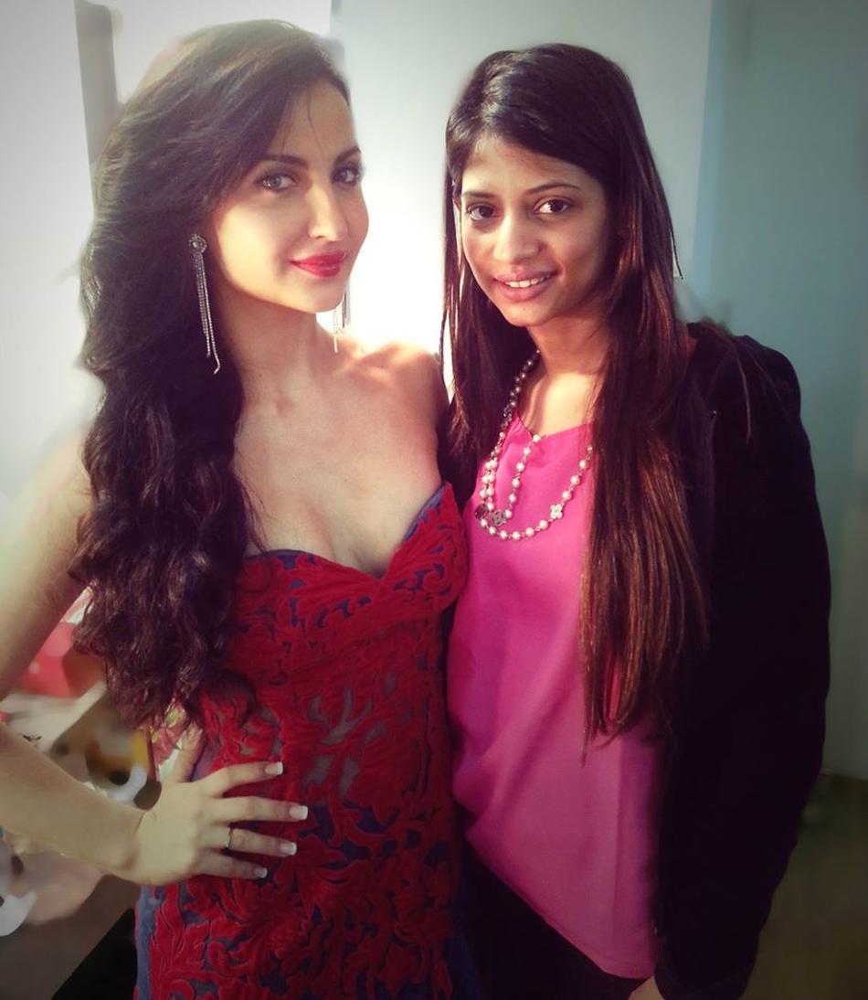 Jharna Shah Makeup & Hair Academy, Bridal Makeup Artist in Santacruz