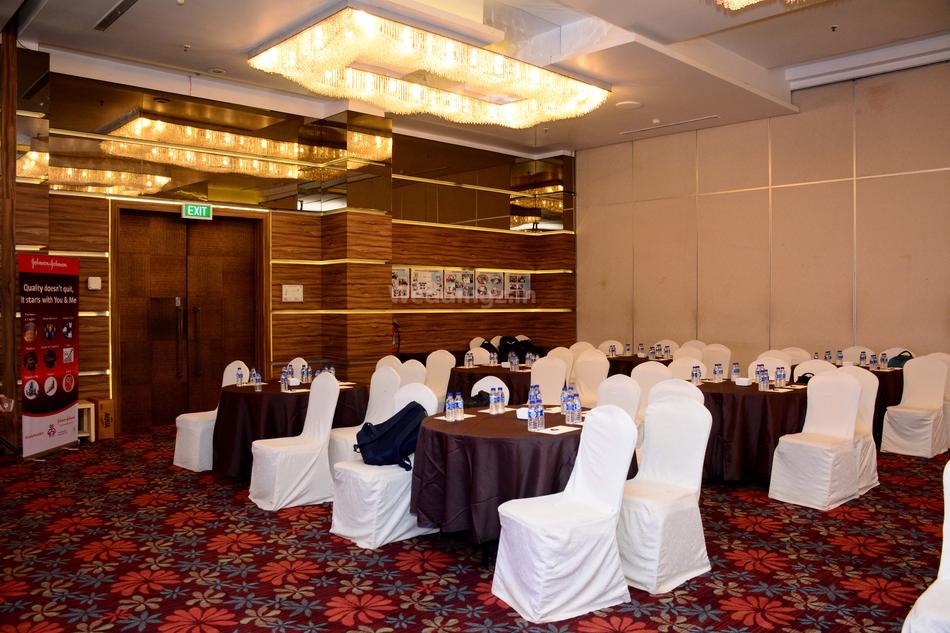 Ramada Powai, Mumbai | Banquet Hall | Wedding Lawn ...