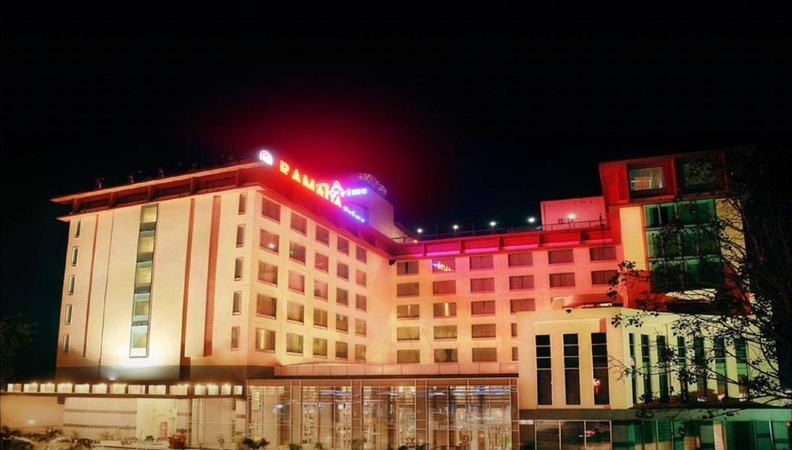 Ramada, Raja Park Ramada